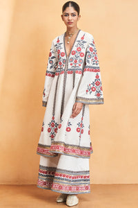 Flowers Of the Forest Kurta Set - Cream