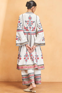 Flowers Of the Forest Kurta Set - Cream