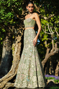 Elodea Embroidered Silk Skirt Set