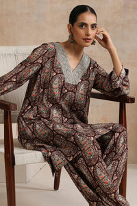 Adra Kurta Set