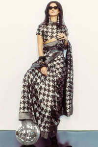 Duo Pattern Houndstooth Saree