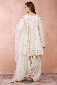 Off White Kurta With Salwaar And Dupatta