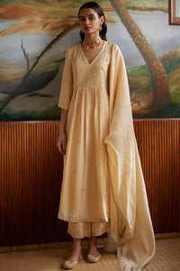 Buttercup Kurta with Pants & Dupatta