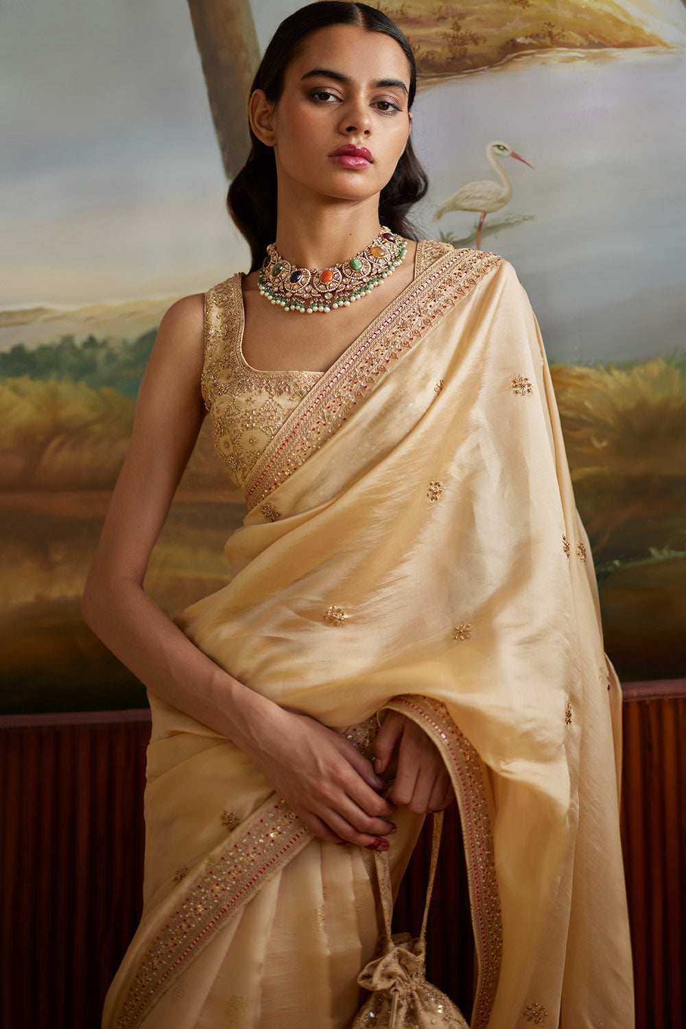 Jewellery for cream 2025 colour saree