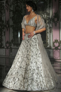 White Chandelier Lehnega Set