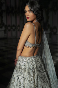 White Chandelier Lehnega Set