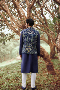 Paarth Pichhwai Bandi