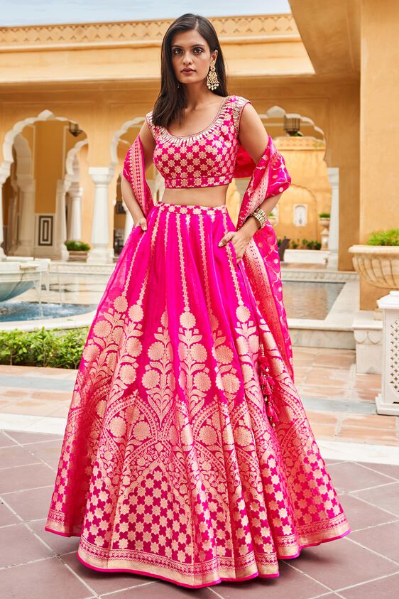 Hot bridal lehenga sale