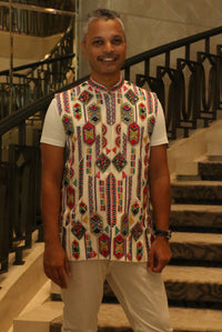 Junaid Off White Embroidered Bandi