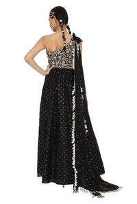 Dua One Shoulder Black Gown