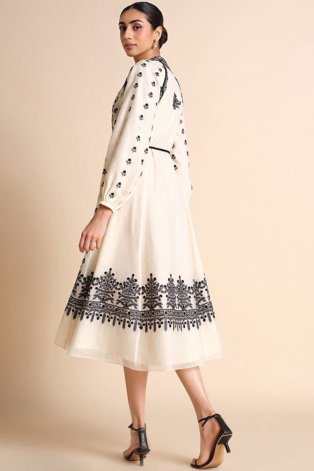 Sawsan Embroidered Mul Dress