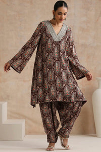 Adra Kurta Set