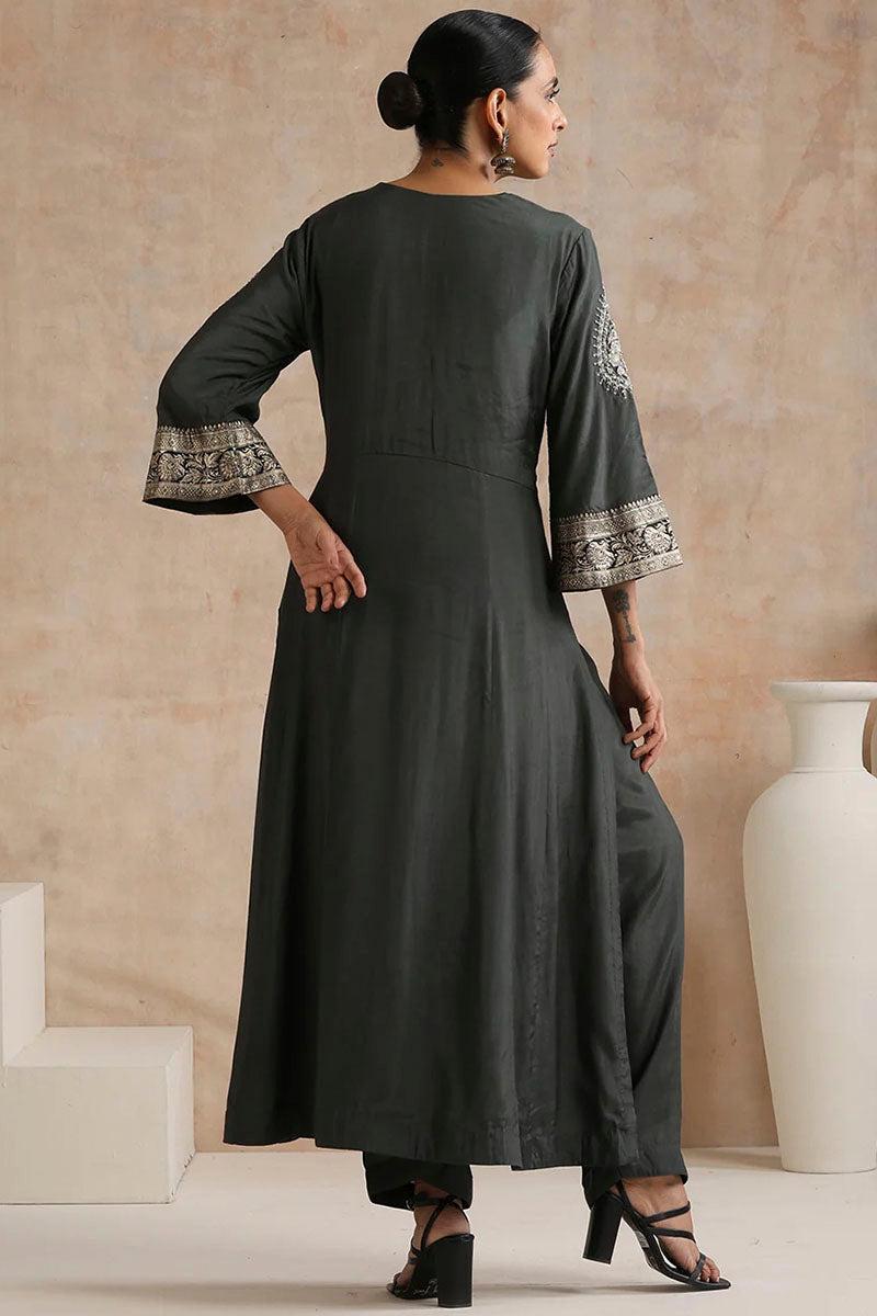 Dhriti Kurta Set Sage Green