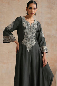 Dhriti Kurta Set Sage Green