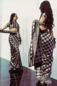 Duo Pattern Houndstooth Saree