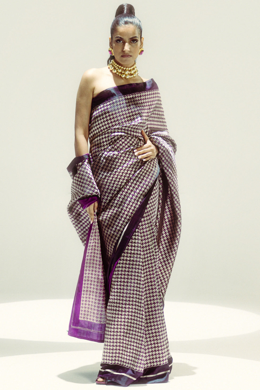 Plum Small Houndstooth Zari Saree