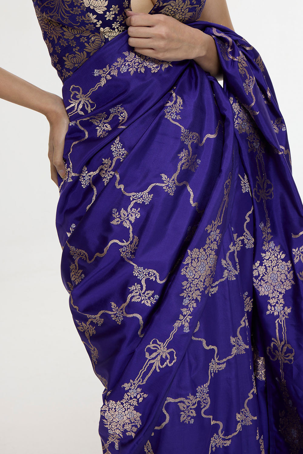 Handwoven Indigo Blue Mashroo Silk Saree