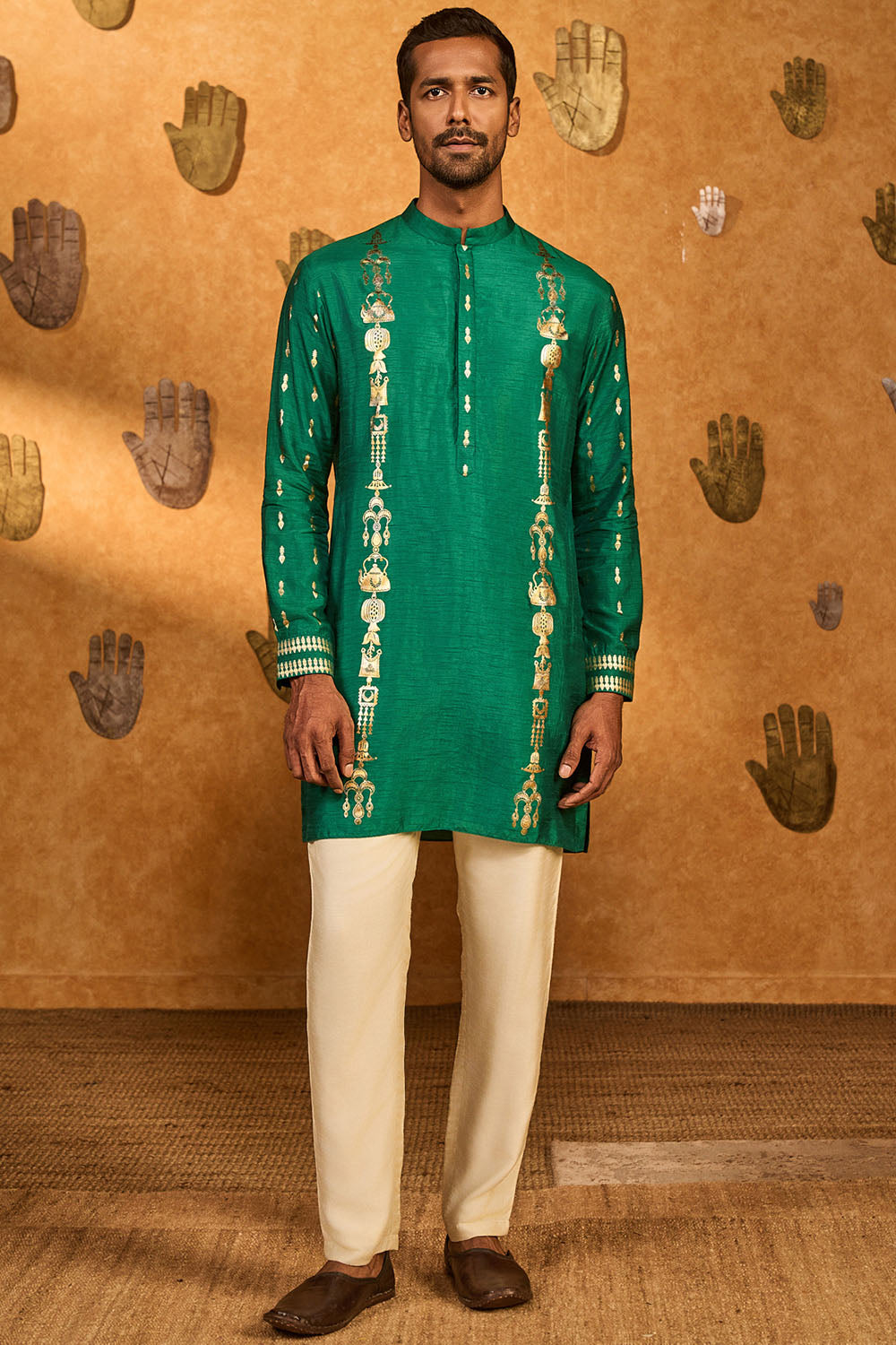 Green Totem Lines And Pot Kurta Set