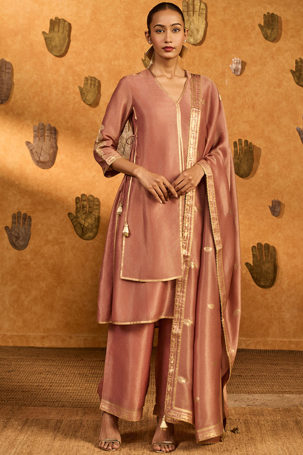 Mauve Tea Blossom Tissue Set