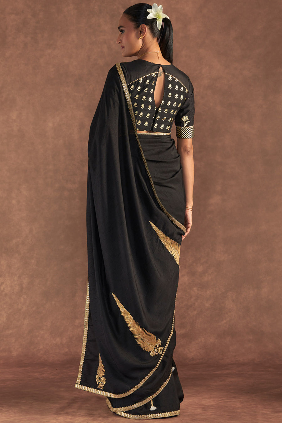 Black 'Paan-Patti' Saree