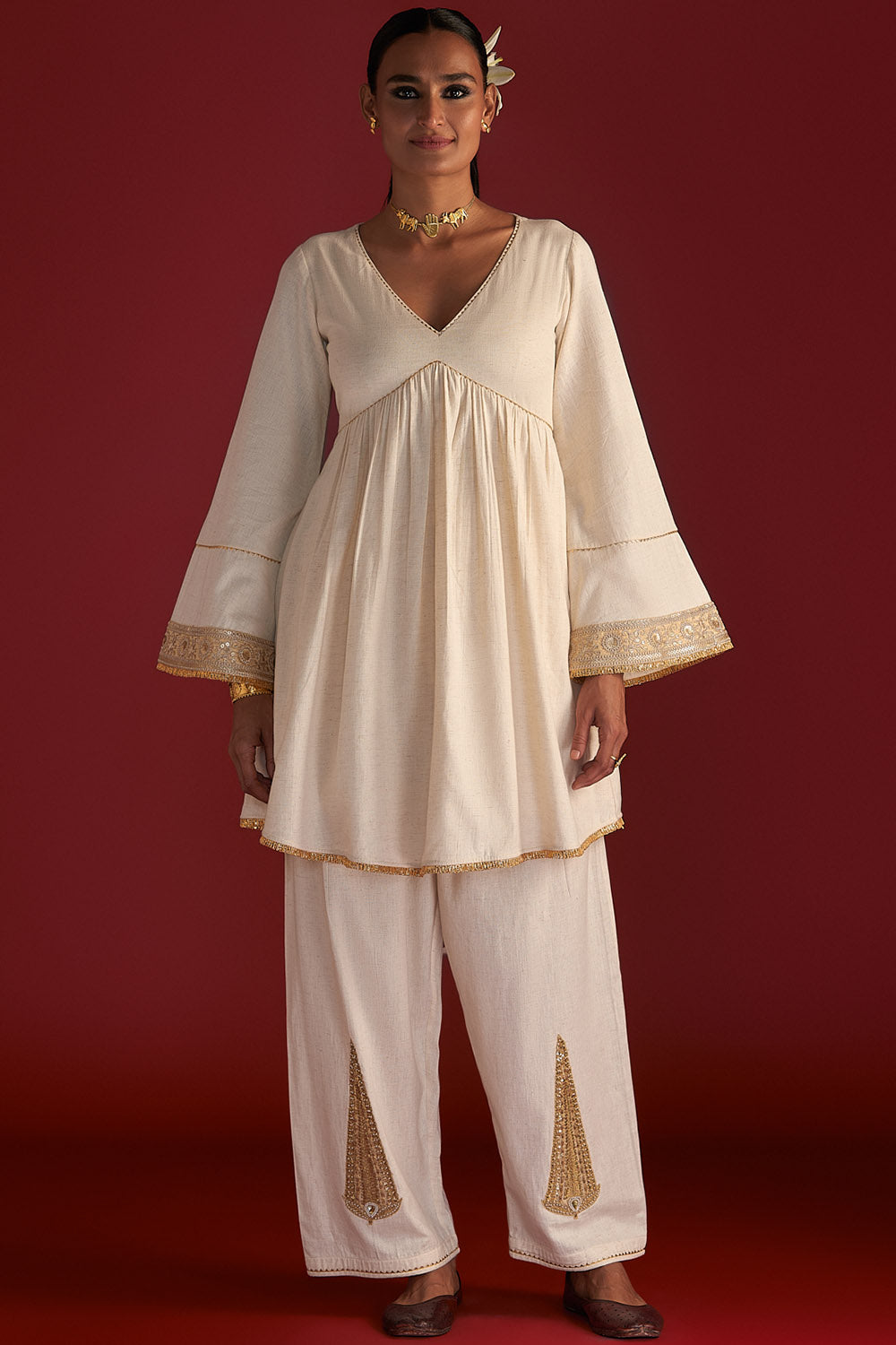 Ivory 'Paan-Patti' Salwar Set