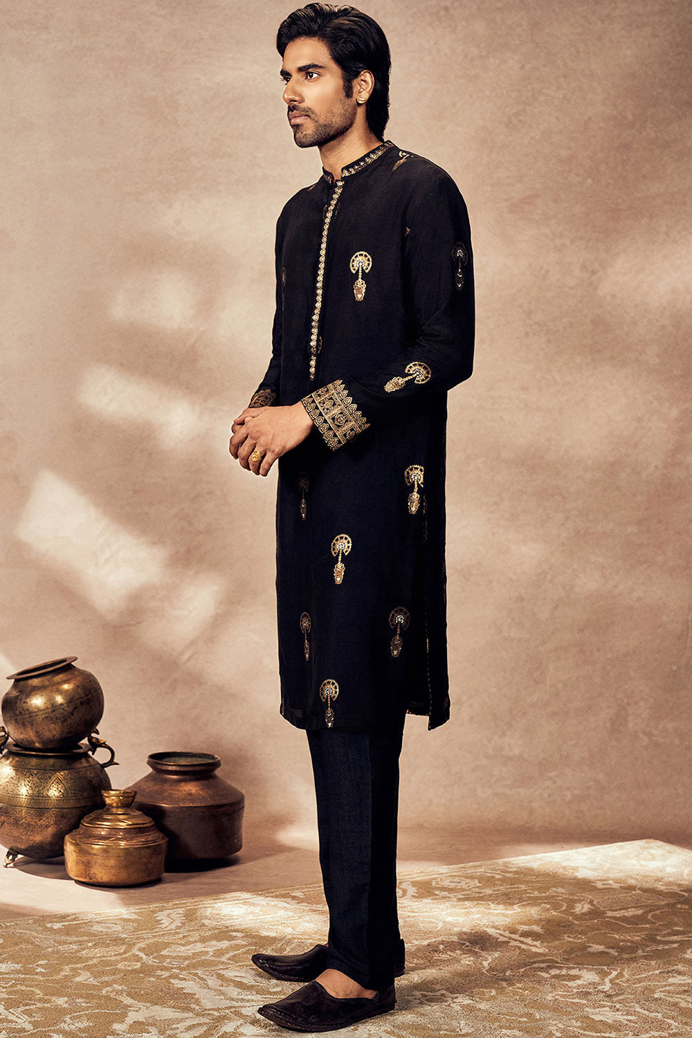 Black Traveller's Palm Jacquard Kurta