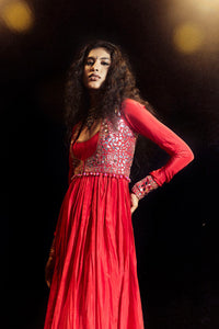 Surkh Laal Anarkal Koti Set