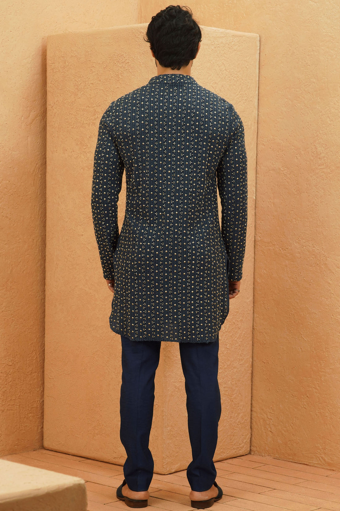 Tanger Lucknowi Embellished Kurta Set