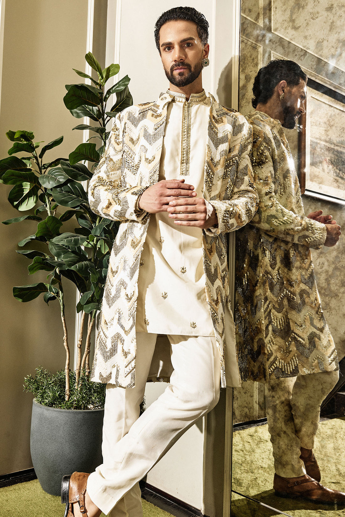Vayu Chevron Sherwani Set