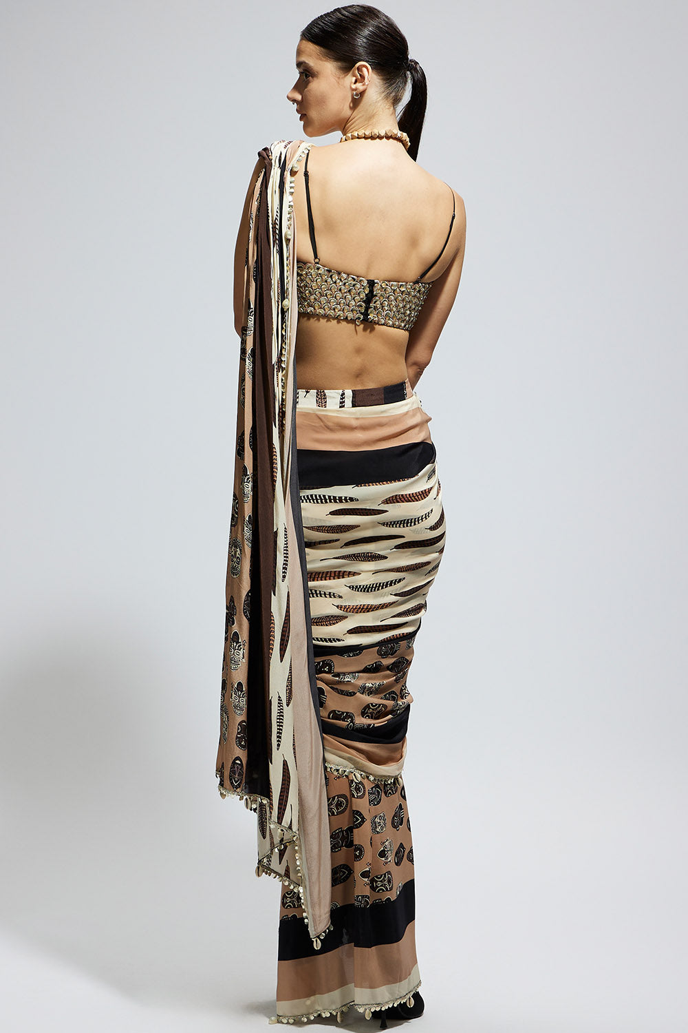 Mask and Feather Print Saree