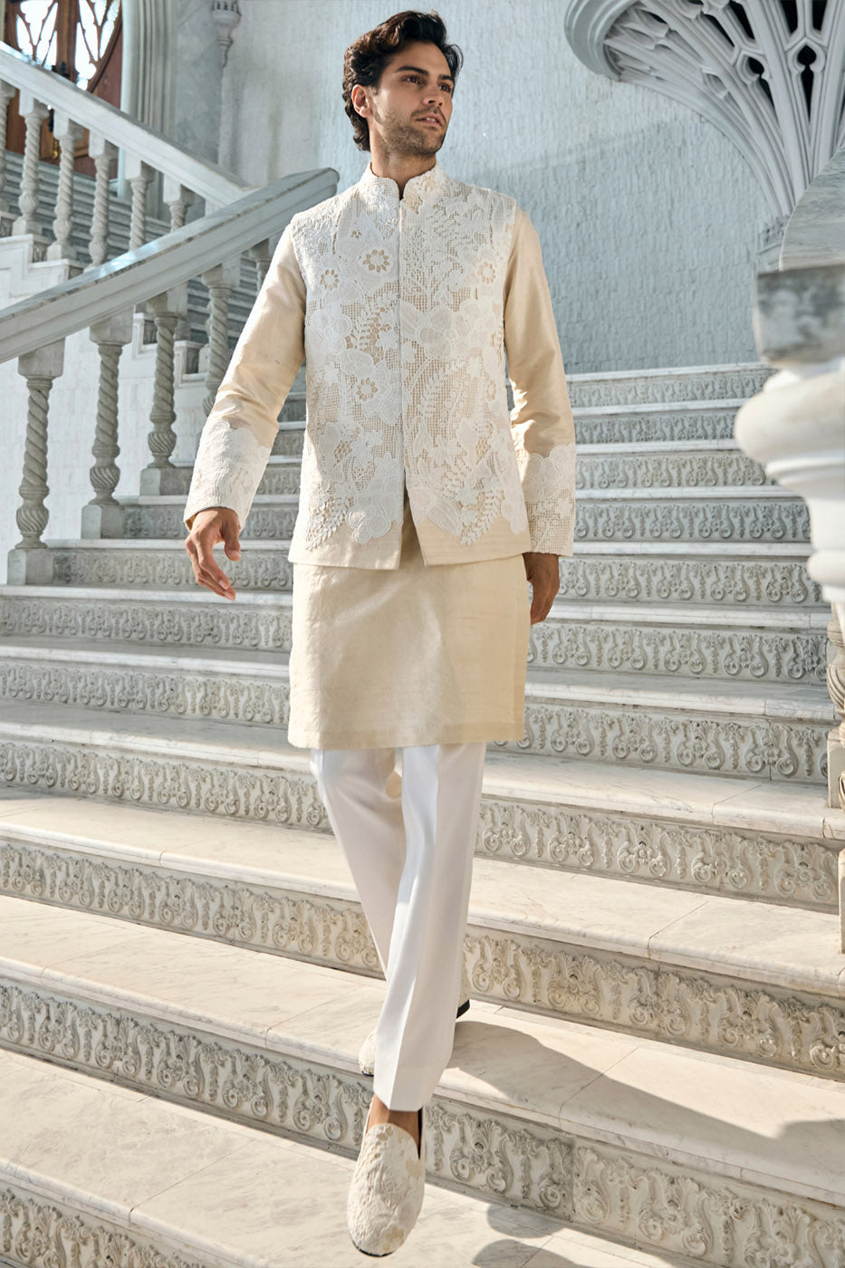 Nude Cut Work Bundi Set