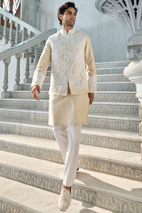 Nude Cut Work Bundi Set