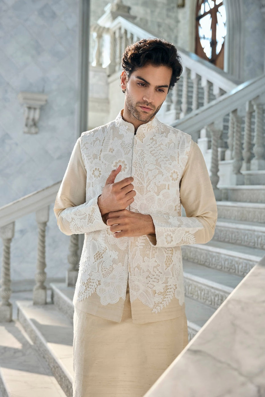 Nude Cut Work Bundi Set