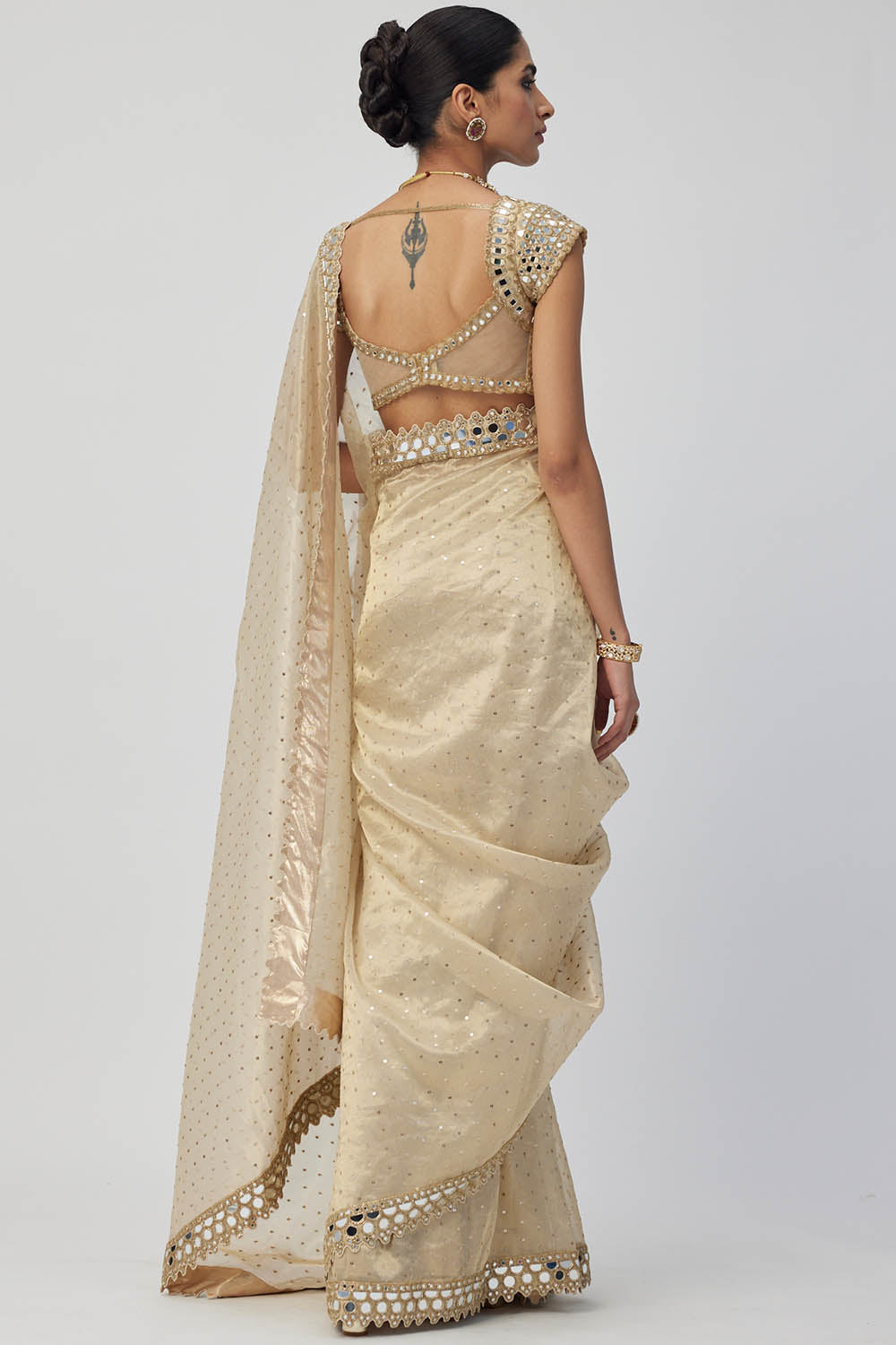 Golden Shimmer Organza Saree Set (Copy)